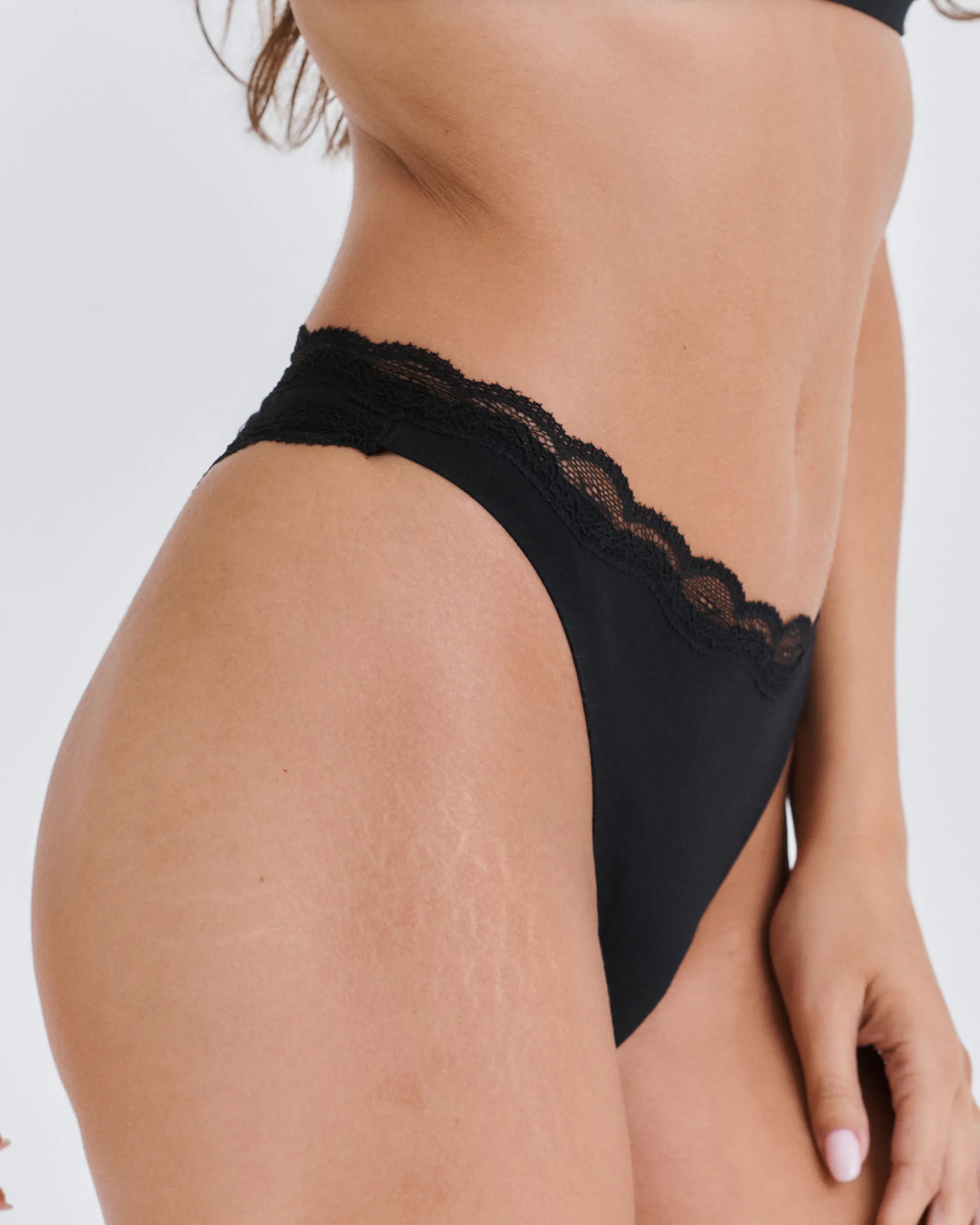 Floral Lace Thong - Dark