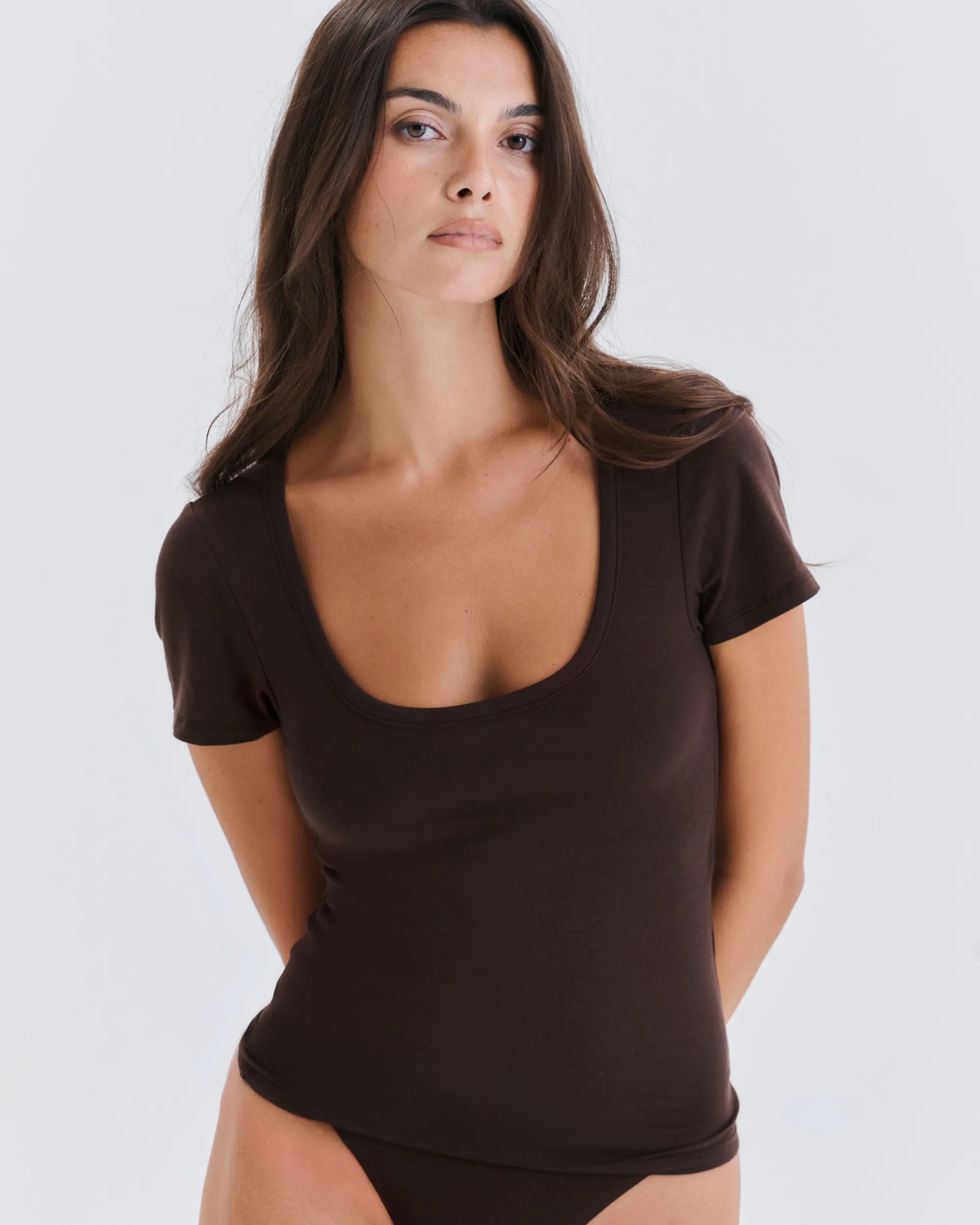 Low-Cut Cotton No-Bra T-Shirt - Mocha
