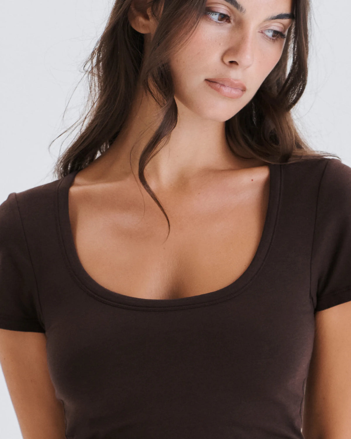 Low-Cut Cotton No-Bra T-Shirt - Mocha